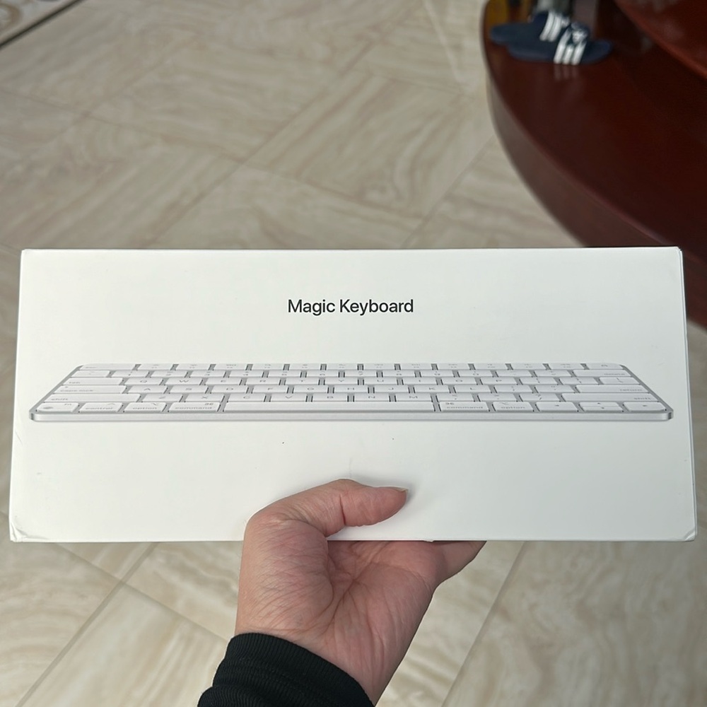 [BRAND NEW] UNOPENED Apple Magic Keyboard